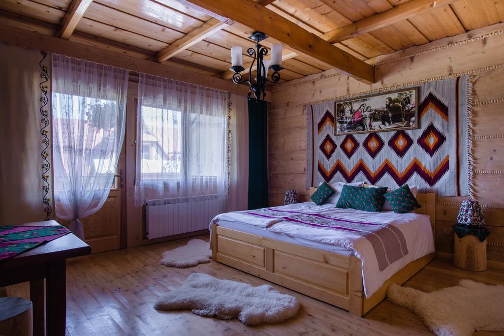 Pensjonat Góralska Chata Bustryk Rum bild